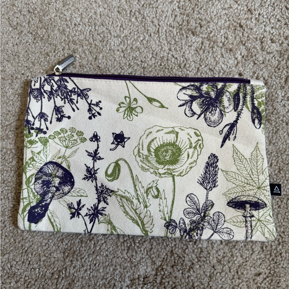Cognitive Surplus Poisonous Plants Zipper Pouch